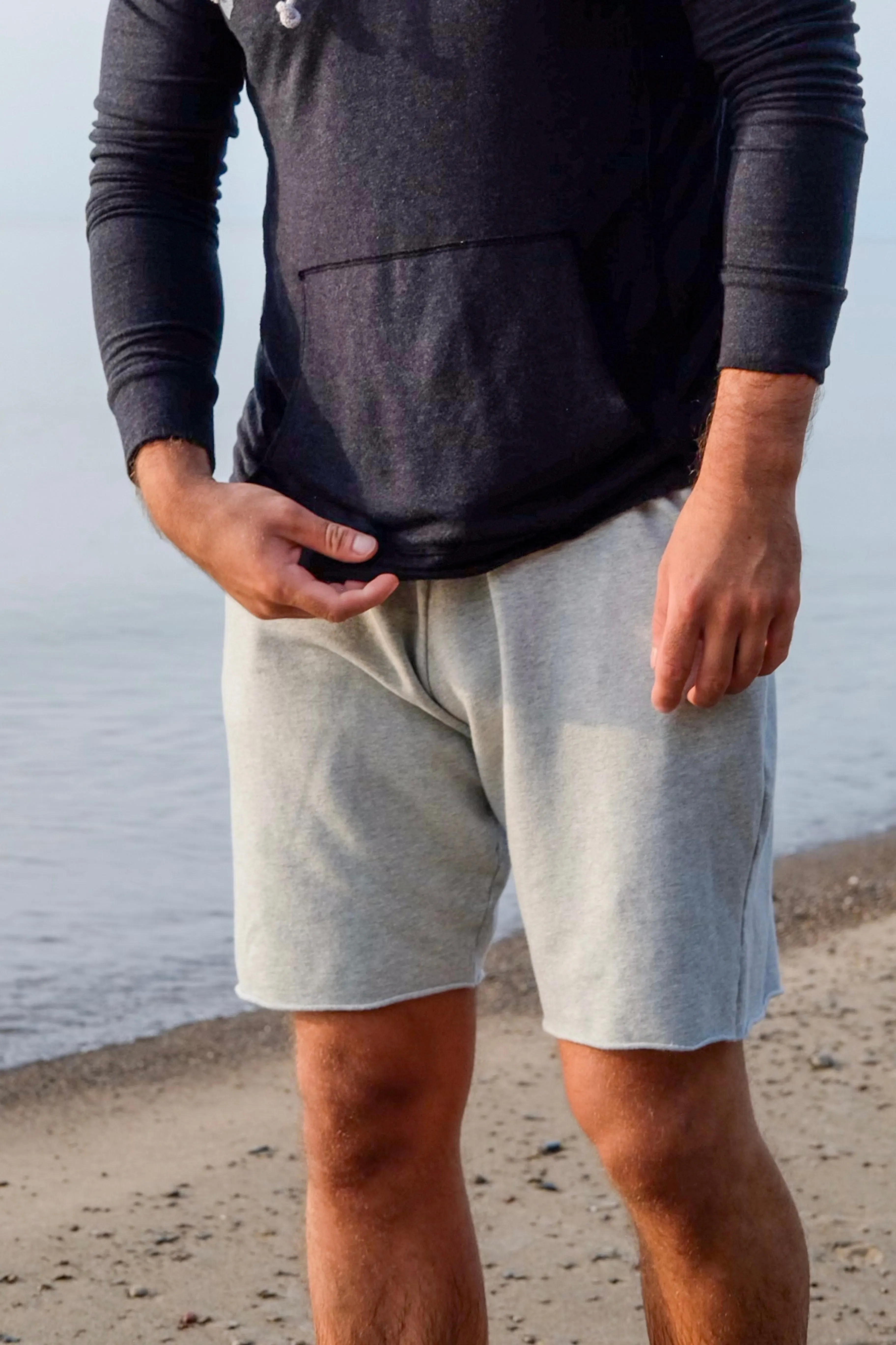 OLD SCHOOL FLEECE SHORT - HEATHER GREY